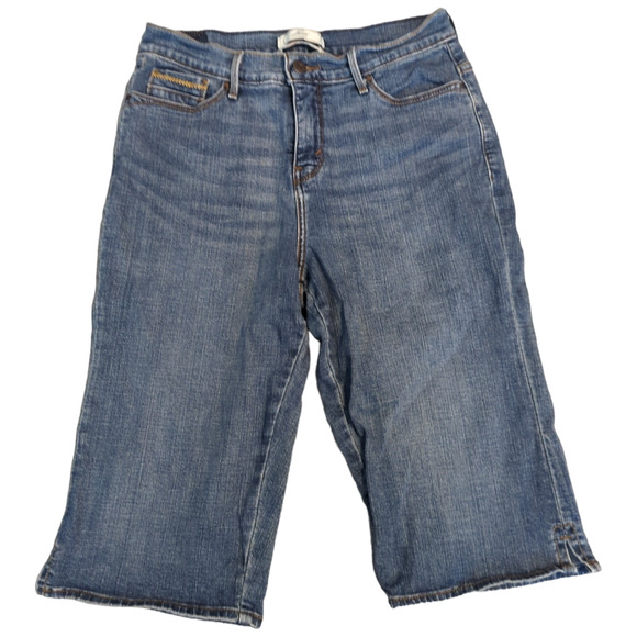 LEVI'S Medium Rinse Distressed Denim Jean Capris Women's 12 - Picture 6 of 8